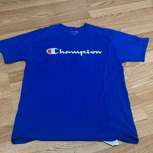 Champion T-Shirt
